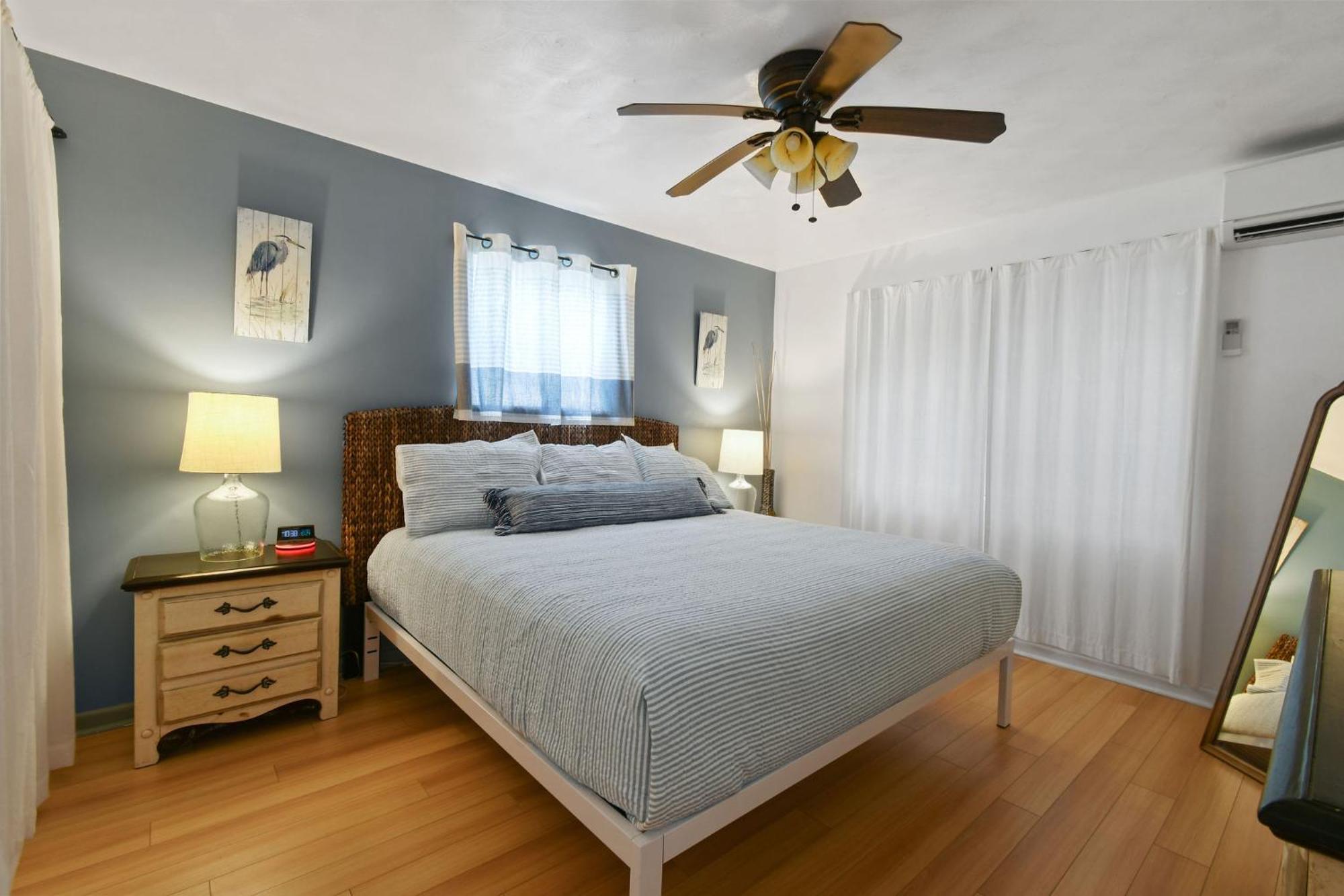 Sunshine Shores Boutique Apartments Palm Beach Shores Ngoại thất bức ảnh