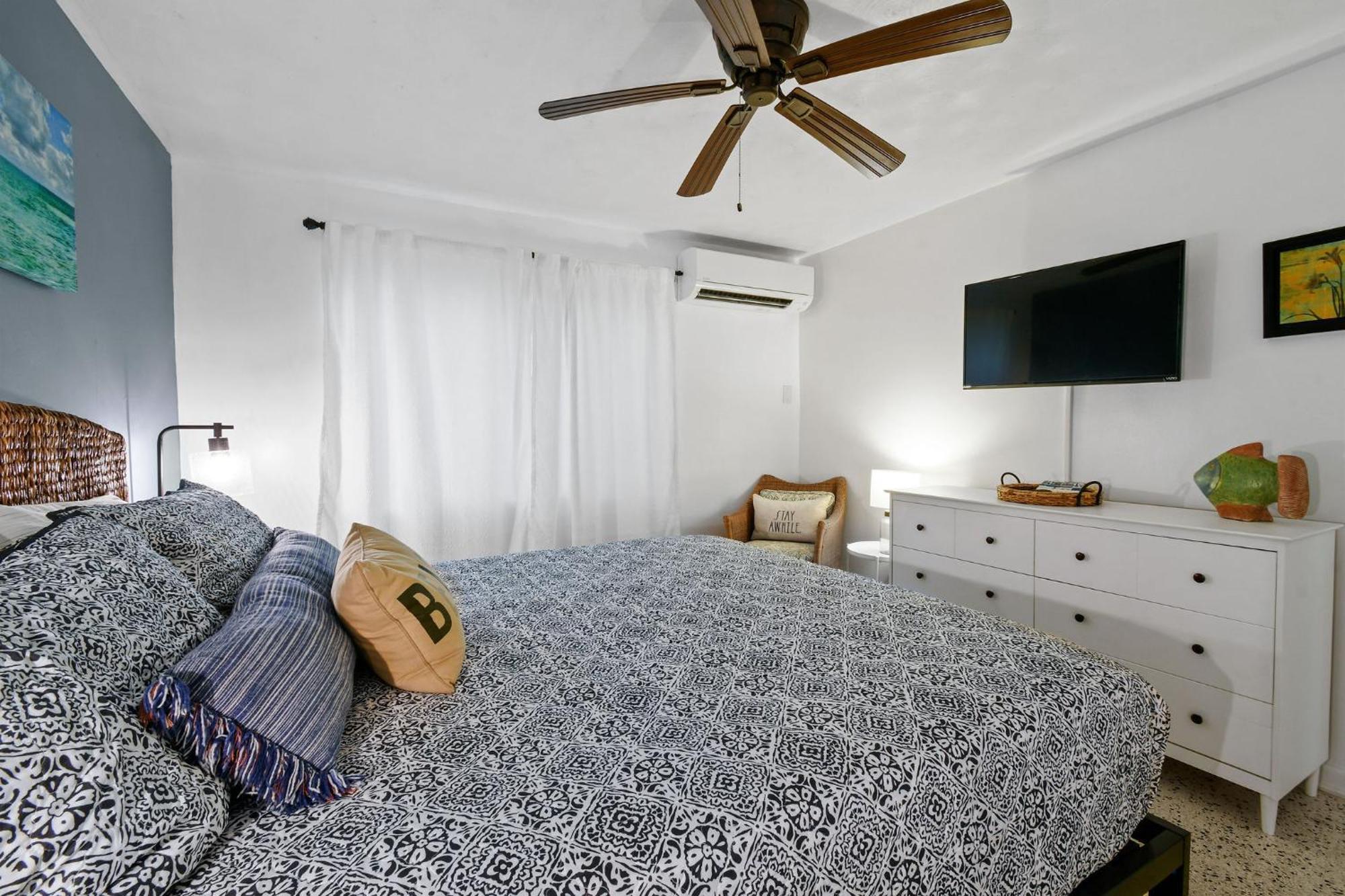 Sunshine Shores Boutique Apartments Palm Beach Shores Ngoại thất bức ảnh